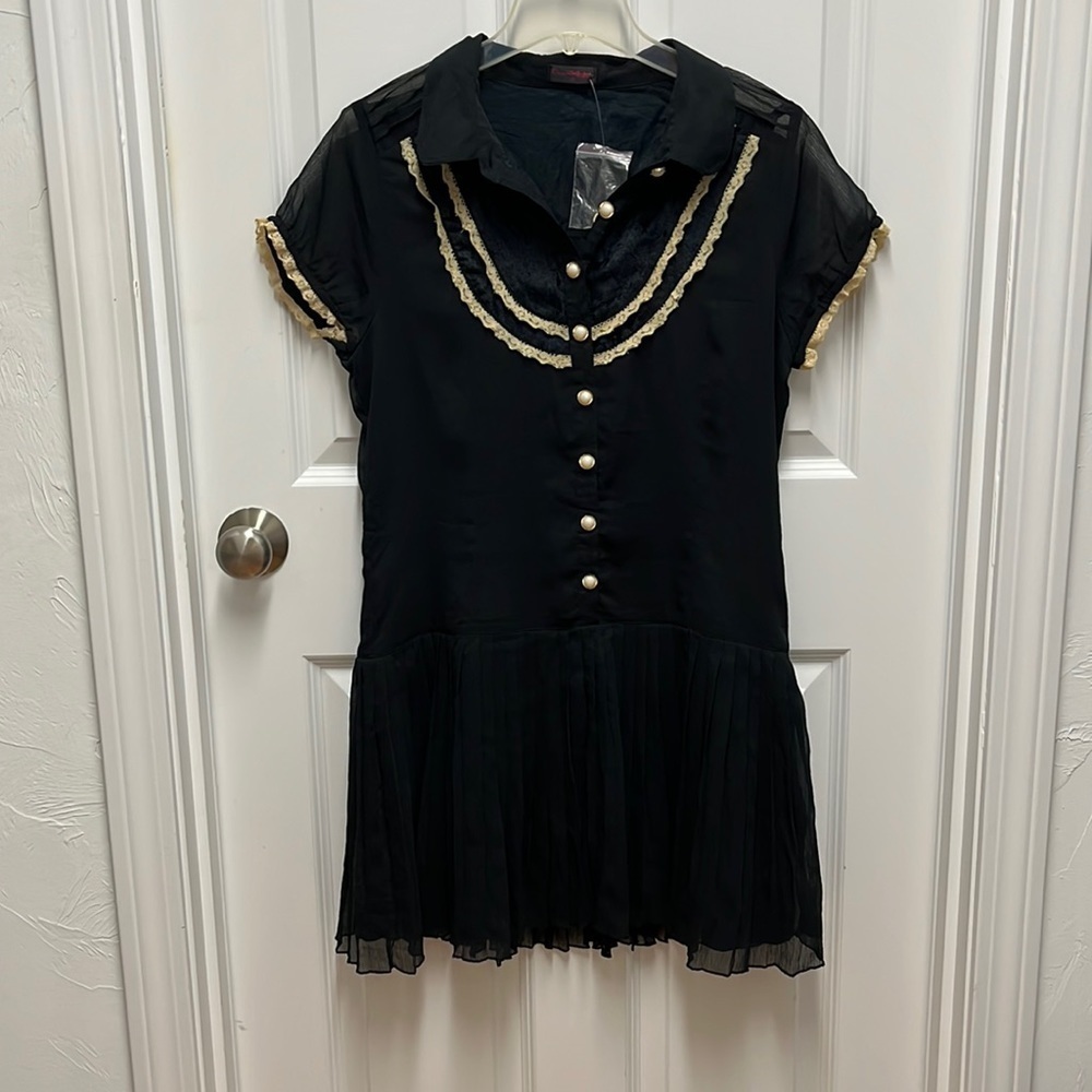 NWOT Black Lacy Velour Goth Pleated Dress - size M